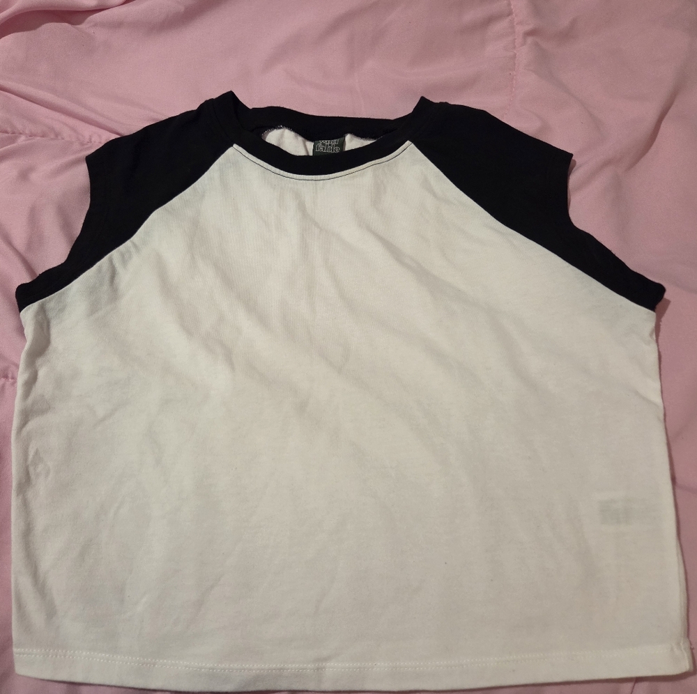 Wild Fable Black and White Crop Top